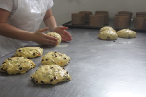 Conheça a produção de Natal da Pasetto Padaria e Confeitaria Colonial, uma associada Coofanove