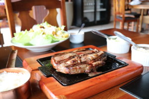 Os sabores argentinos do Astor Bar e Restaurante Porteño