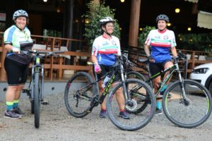 Quiosque da Célia é ponto de parada dos ciclistas